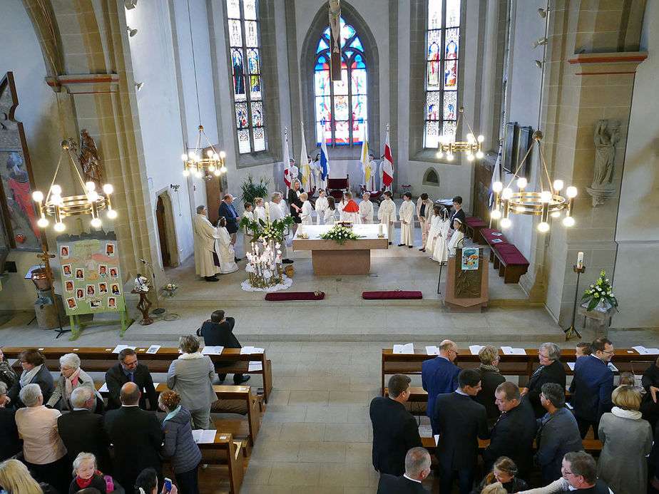 Feier der 1. Heiligen Kommunion in Sankt Crescentius (Foto: Karl-Franz Thiede)